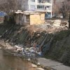 Владайска река погребана от боклуци