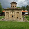 До Земен за молитва, водопад, езеро и манастирска чорба