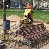 Секат дървета наред в Градската градина