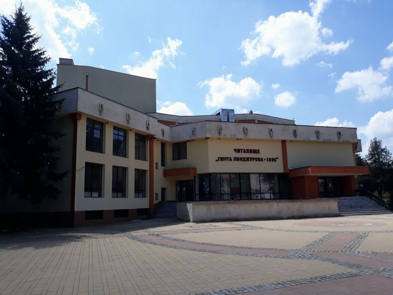 Ждрелото и Трън
