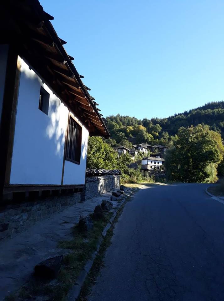 Лещен