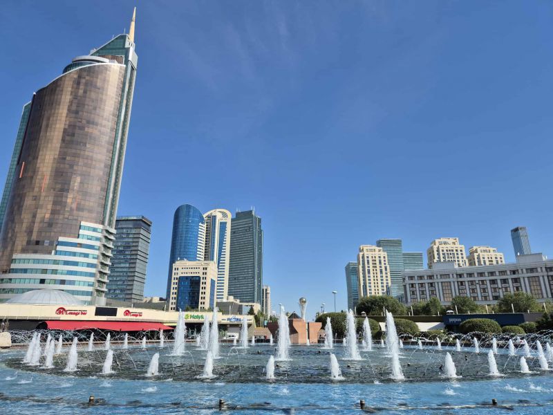 Астана: от парк в парк в град - галерия на съвременната архитектура