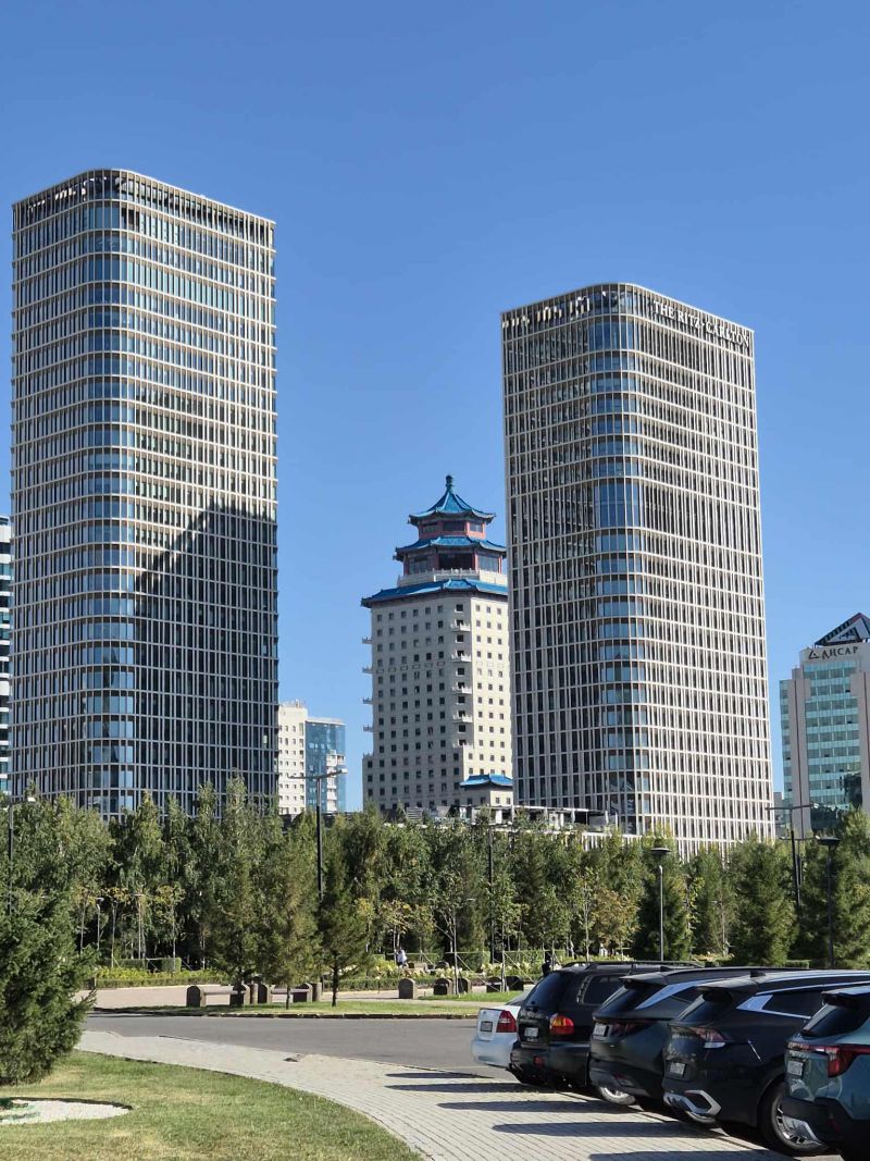 Астана: от парк в парк в град - галерия на съвременната архитектура